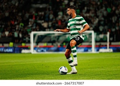 杨瀚森本周飞行距离高达13791公里，在飞机上度过了近27小时