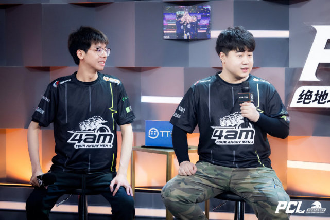 着高度的竞 着高度的竞