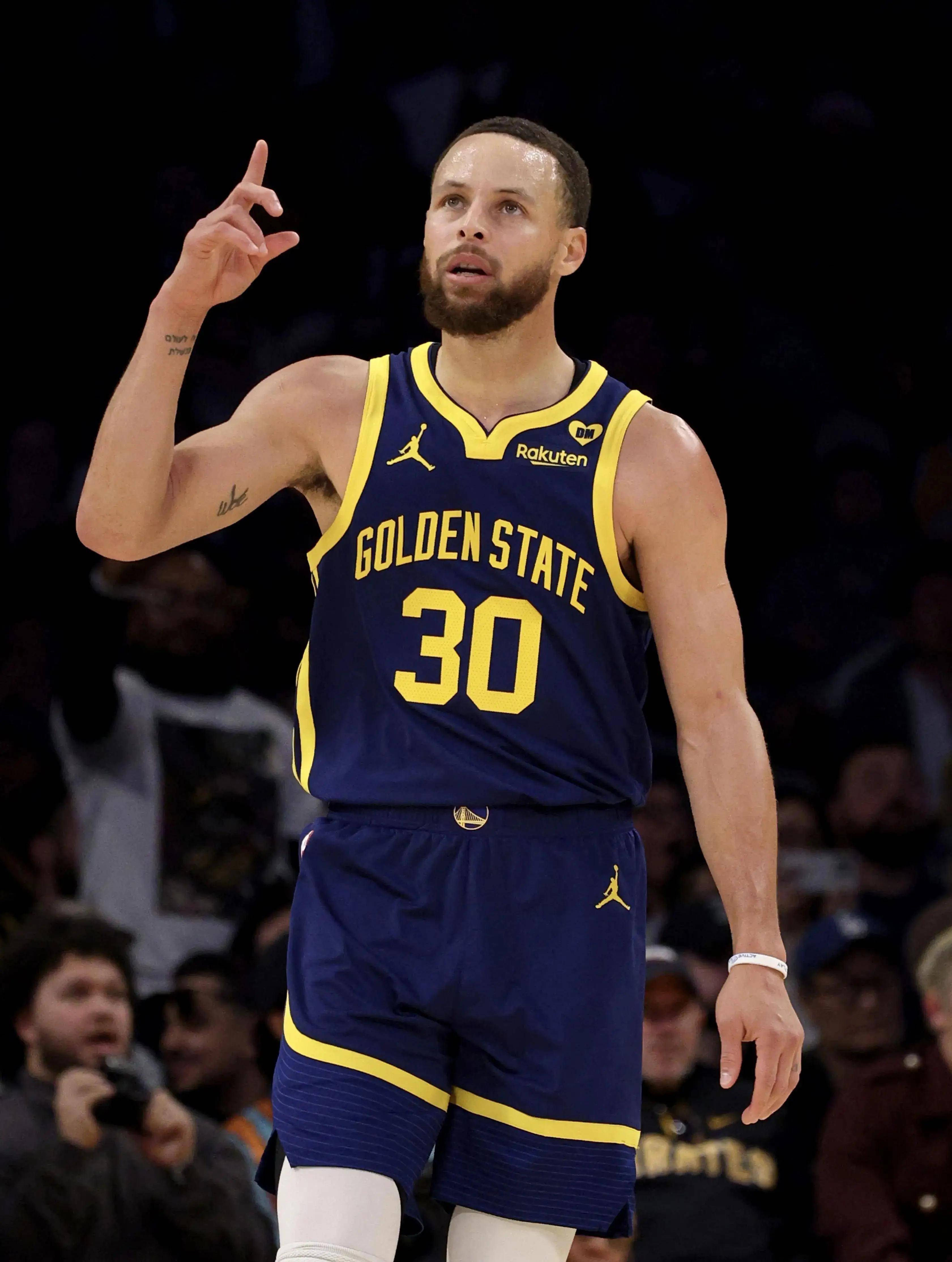 的优秀游泳 的优秀游泳